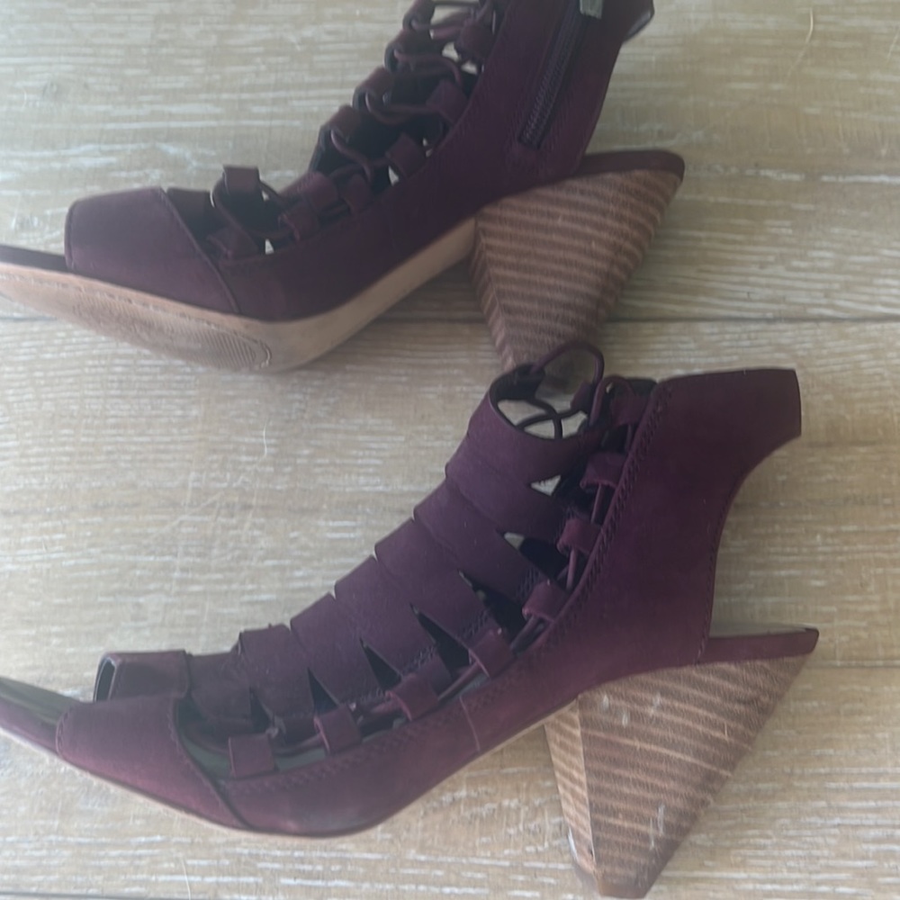 Vince Camino Burgundy Suede Heels/Sandal Booties Size 7 - Picture 5 of 6